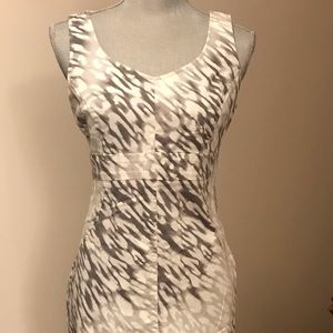 Ann Klein Light Grey Animal print sleeveless dress